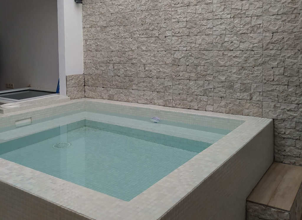 Piscina con refuerzo