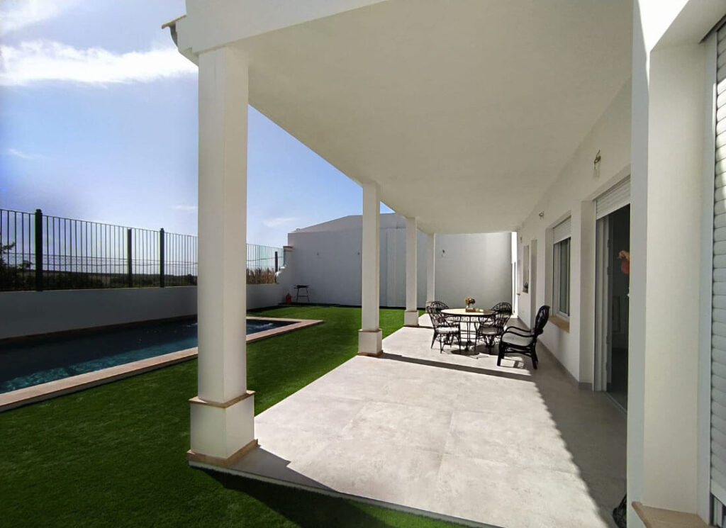 Casa con piscina - Bollullos