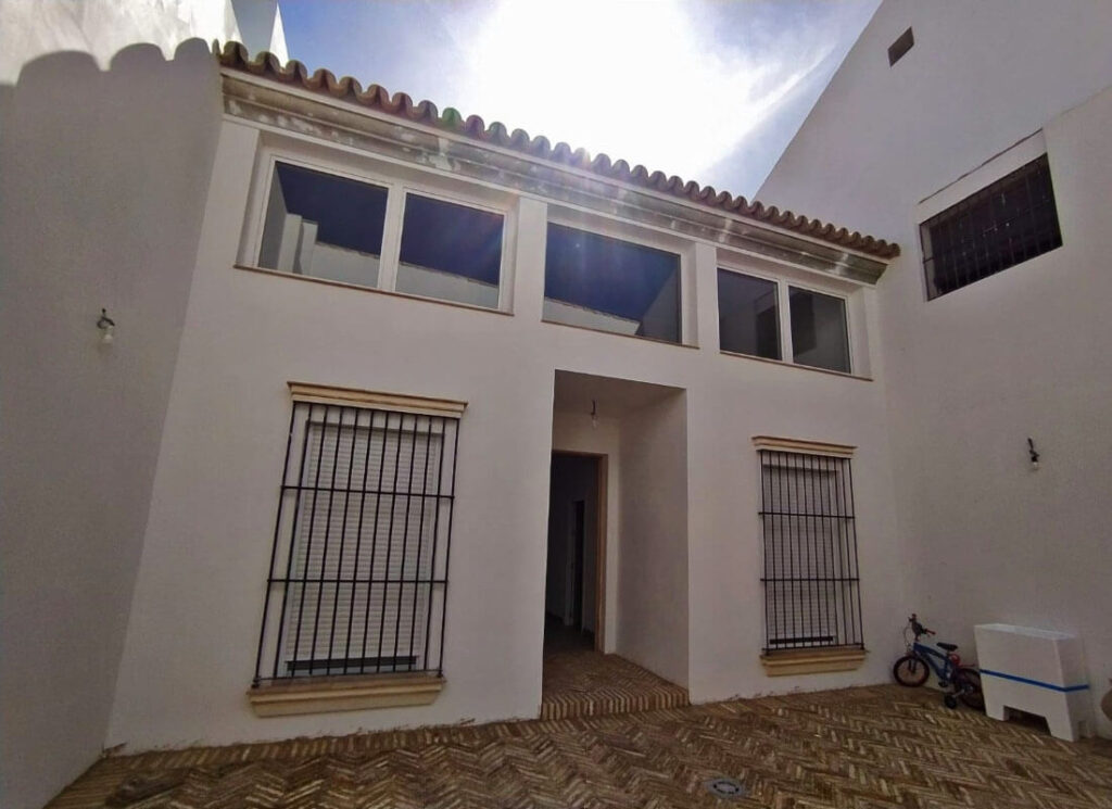 Casa con piscina - Bollullos